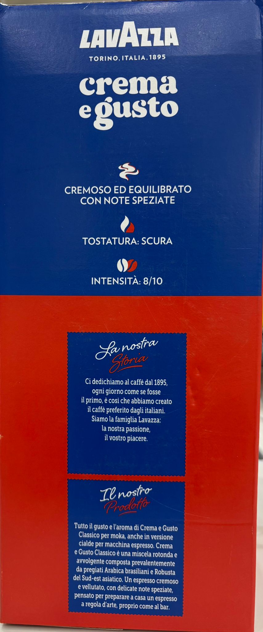 100 Lavazza, Crema e Gusto Classico, Caffè per Macchine Espresso, Arabica e Robusta con Note di Legno e Tabacco, Intensità 8/10, Tostatura Scura