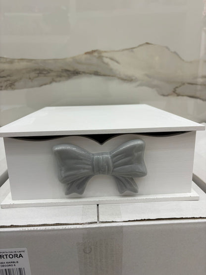 CASSETTO PORTA CIALDE O CAPSULE CON FIOCCO IN PORCELLANA GRIGIO